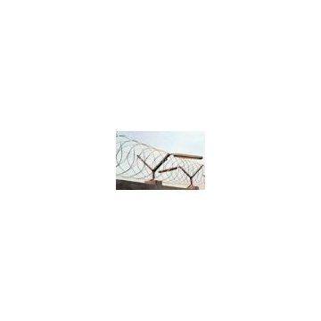 Razor barbed wire mesh