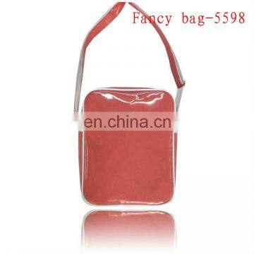 Fashion vinyl sport shoulder bag