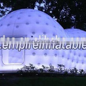 White inflatable dome tent with EN71