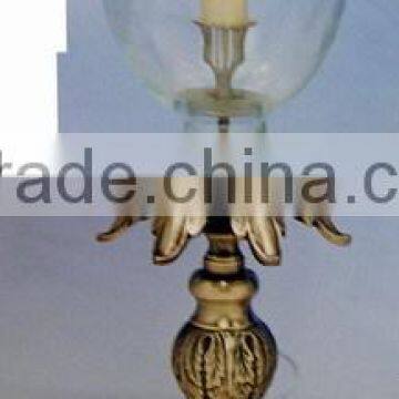 Metal Hurricane Lamp With Glass Chimney photo-3