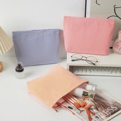 Wholesale Big Capacity Cosmetic Bag Makeup Bag photo-2