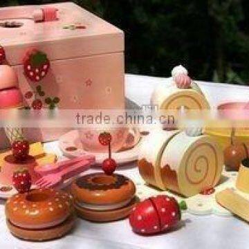 Wood material and kitchen toys set for girls