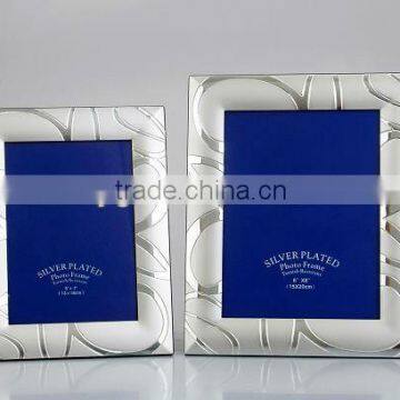 Attractive design MDF and black velvent back and stand aluminum photo frame