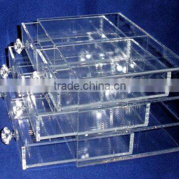 Transparent acrylic wine rack