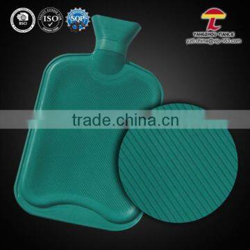 2L green good quality rubber hot water bottle