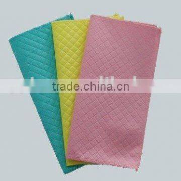 Nonwoven composite wipe (HY-W022)