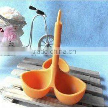 Silicone protable egg boiler cooker for 3 eggs