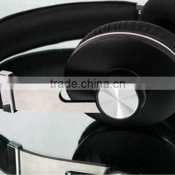 Adjustable bluetooth headphone