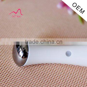 Wholesale OEM Eyes Routine Pampering Device Eyes Black Circles Bags Fine Wrinkles Removal Massage Pen photo-3