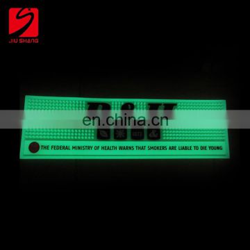 green color glow in the dark led pvc bar mat with factory supply