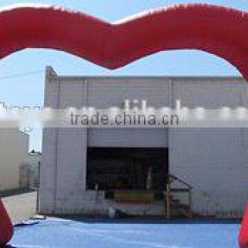 New design Red Heart shape Inflatable Arch