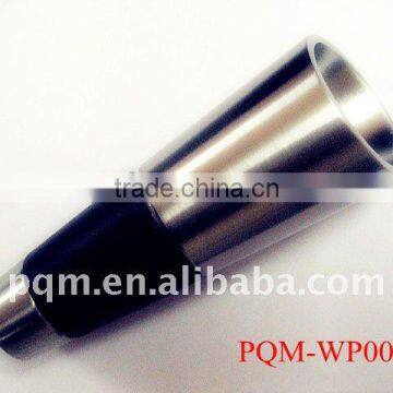 Luxurious stainless steel wine pourer 001
