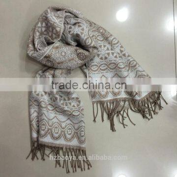 2015 Winter 100% acrylic fashionable scarf& shawl