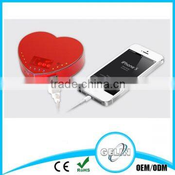 Heart-shaped and larger capacity 5200mah power bank mobile phone charger