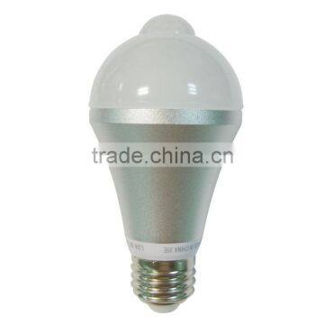 Pure aluminum IR Sensor led bulb 8W