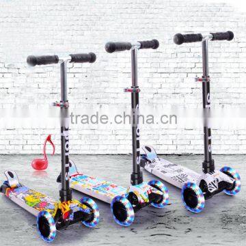 2016 new design foldable and Flashable PU wheels kick scooter for kids