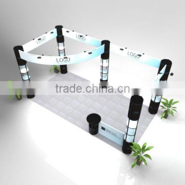 Easy assembling portable modular display booth