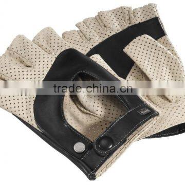 DRIVING GLOVES
