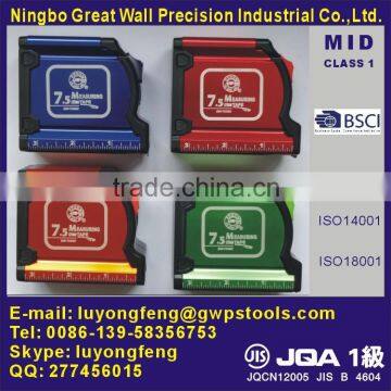 Steel tape measure with aluminium case