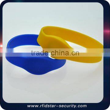Good Quality Waterproof RFID LF 125KHz EM ID PVC Wristband