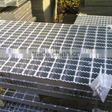 Galvanized Metal Tree Grates photo-5