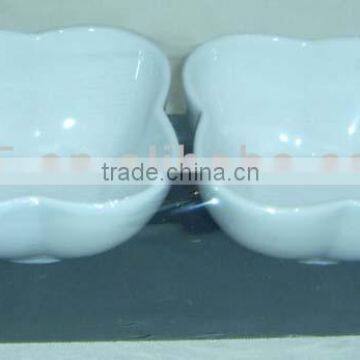 Set of 2 flower shaped ceramic snack bowl with wooden tray