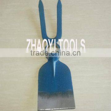 30020105 High Quality Round or Oval Hole Two Tines Forging Weeding Fork Garden Hoe photo-4