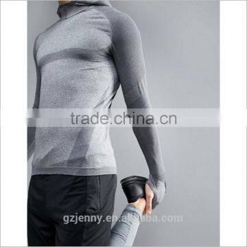 2017 New Sports T Shirt Running Long Sleeve Slim Fit T Shirt With Hoods In Gray photo-2