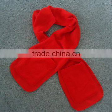 100% polyester polar fleece cheap promotion gift scarf with 2 pockets sport scarf knit scarf