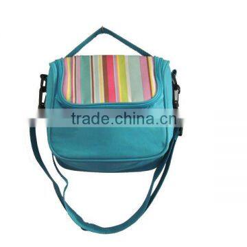 Stylish Insulated Lunch Bag, shoulder lunch bag