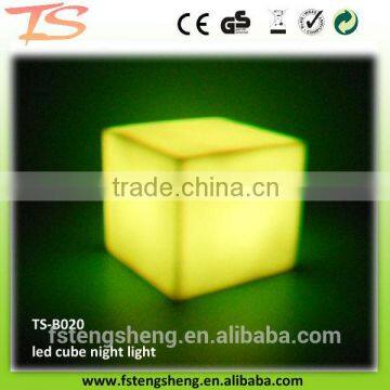 Color changing LED battery powered cube light for kids