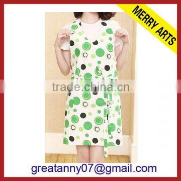 Eco Friendly cheap wholesale fancy kitchen bib aprons with blue flower design