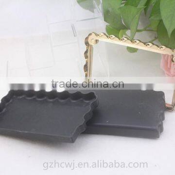 Wave Shape Metal Purse Frame With Black Plastic Box photo-3