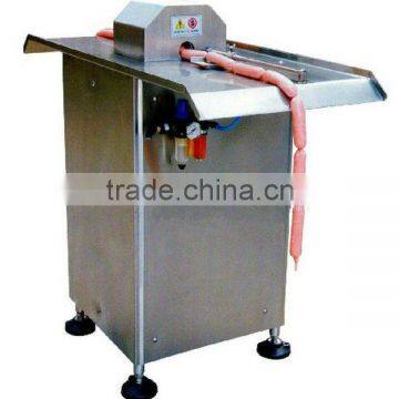 Sausage knotting machine