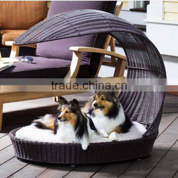 Newest luxury dog pet furniture unique resin wicker large dog beds