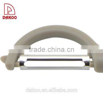 New Coloured Strong and Durable Plastic Fruit Peeler