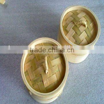 Bamboo seafood steamer in oval shape