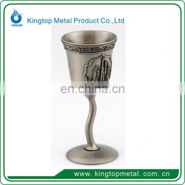 Custom Dubai souvenir embossed logo cup