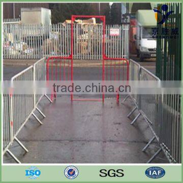 hot-dipped galvanized used crowd control crash barriers (doreen@jswfence.com)