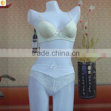 Daily Use Pure White Breathable Feature Bra Panti photo-3