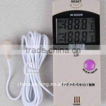 SH-115 digital thermometer with sensor