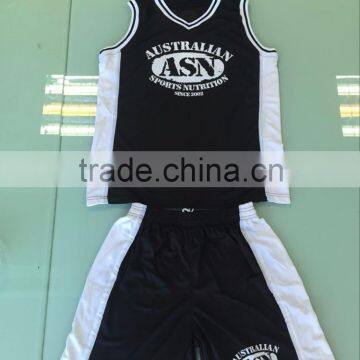 your team logo printing black and white color design basketall clothes breathable sublimation basketball uniform                        
                                                                                Supplier's Choice