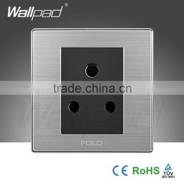 2015 China Hot Sale Wholesaler Wallpad Luxury Wall Light Switch Panel 15A UK 3 Pin Socket Switch Outlet