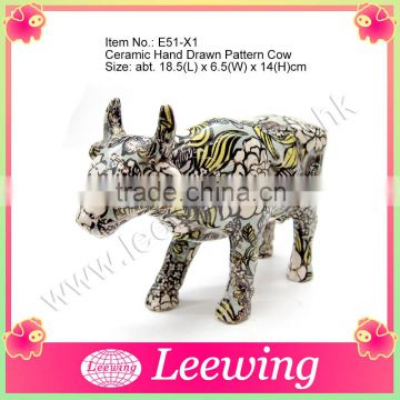 Home Decoration Hand Drawn Ceramic Cow