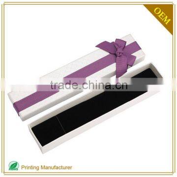 White Premium Hard Paper Gift Box With Lid Tray Custom Logo photo-3
