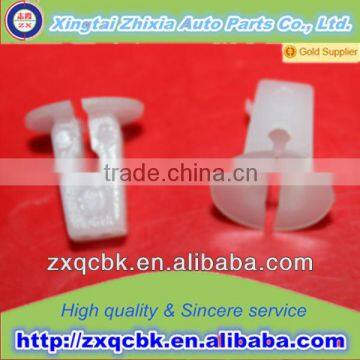 ZX White Automotive small Plastic Clips strap auto glass fastener