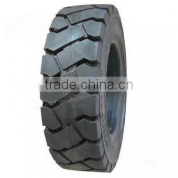 PNEUS AVEC CHAMBRE A AIR 650-10,700-12 TIRE