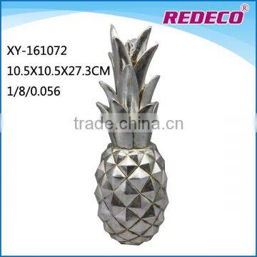 Resin artificial fruit pineapple for home decoration