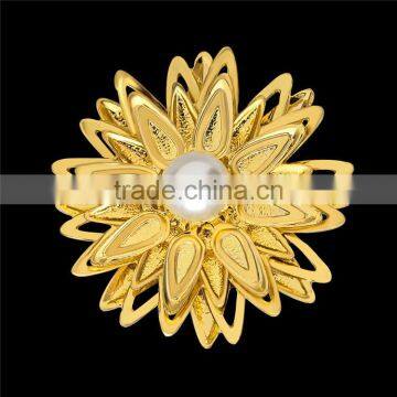 Jewelry Christmas Sunflower Brooch Alloy Pearl Brooch Gold Brooches