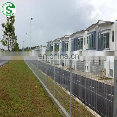 Asia Triangle Wire BRC Rolltop Bending Welded Mesh Fence Panel For Sale